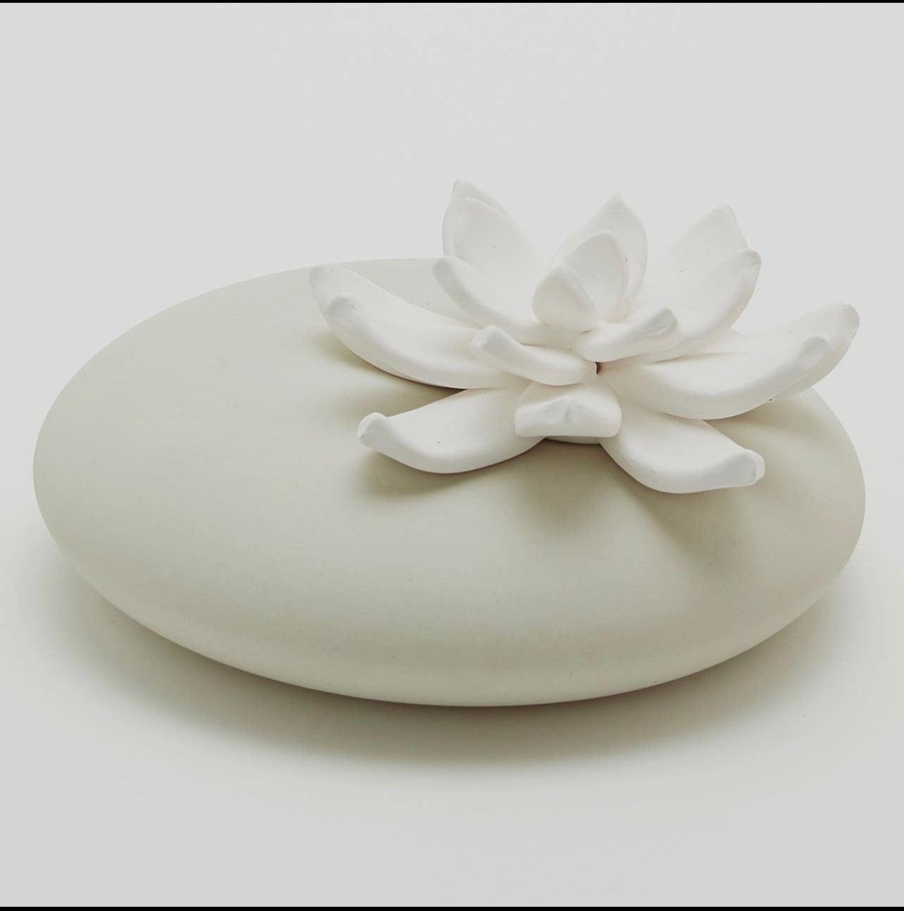 Diffusore in ceramica con fiore in porcellana - LUXURY PARFUMES