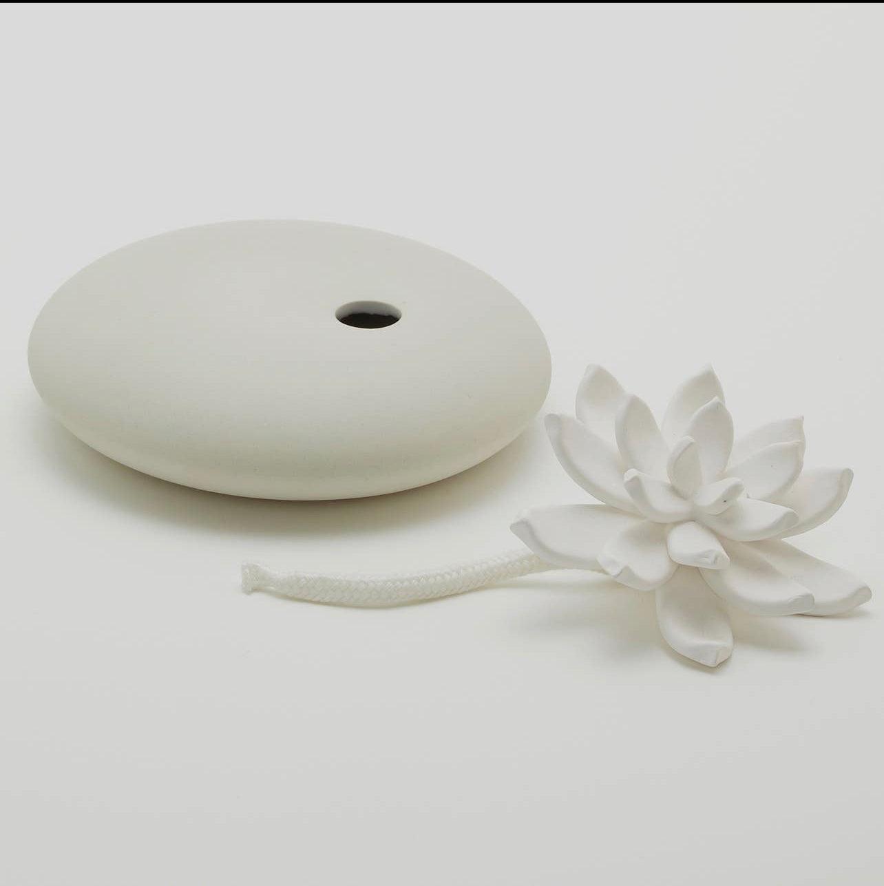 Diffusore in ceramica con fiore in porcellana - LUXURY PARFUMES