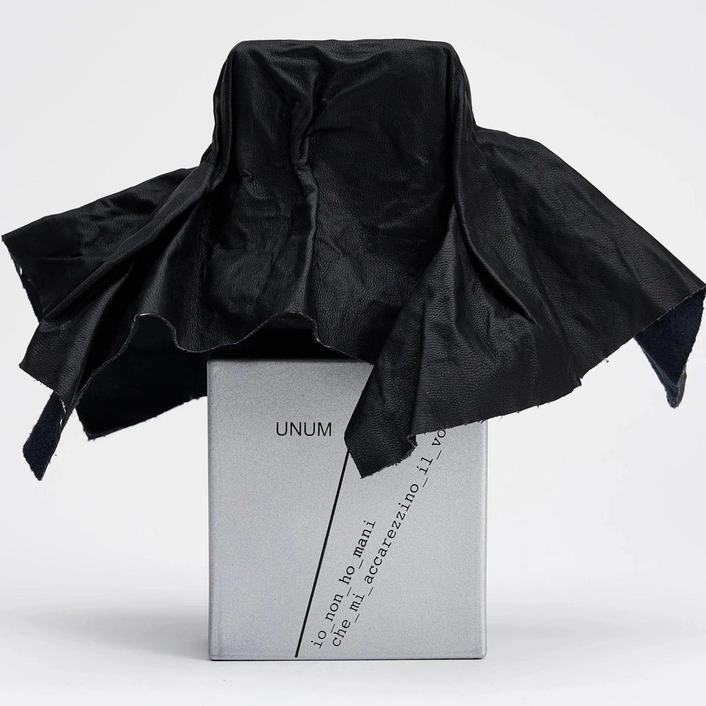 Io non ho mani che mi accarezzino il volto - Filippo Sorcinelli - extrait de parfum 100ml FILIPPO SORCINELLI - LUXURY PARFUMES